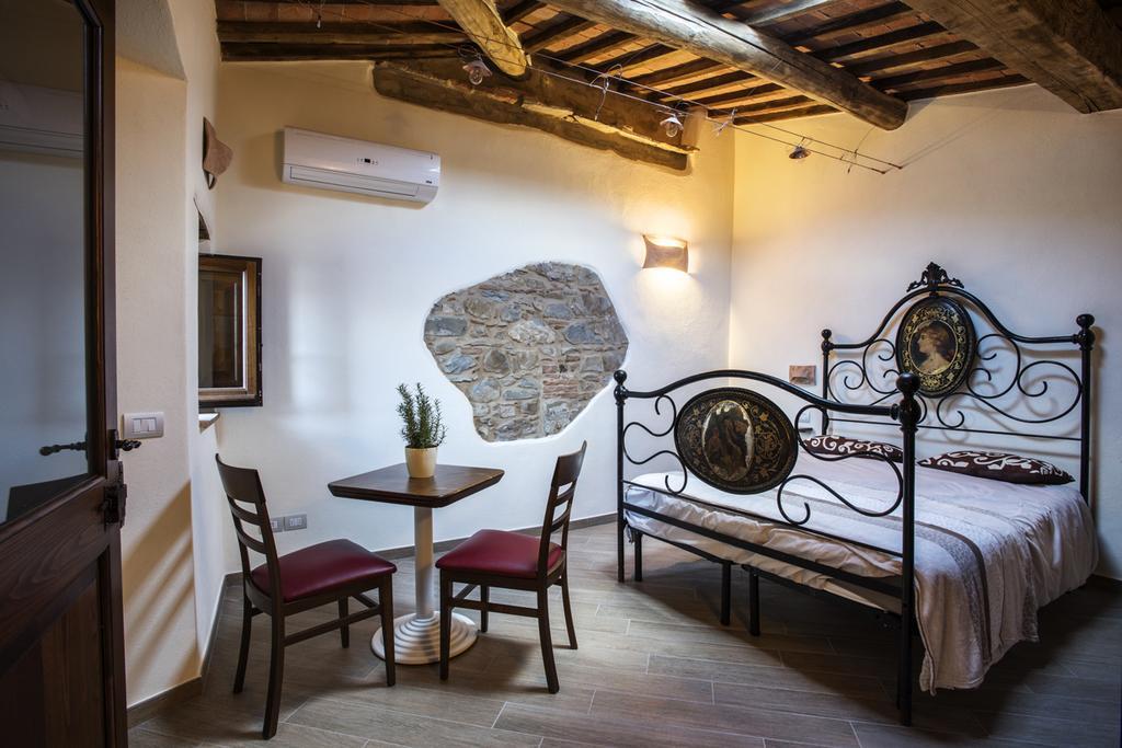 Antico Borgo Seggiano Bed and Breakfast Rum bild