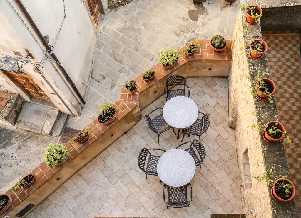 Antico Borgo Seggiano Bed and Breakfast Exteriör bild